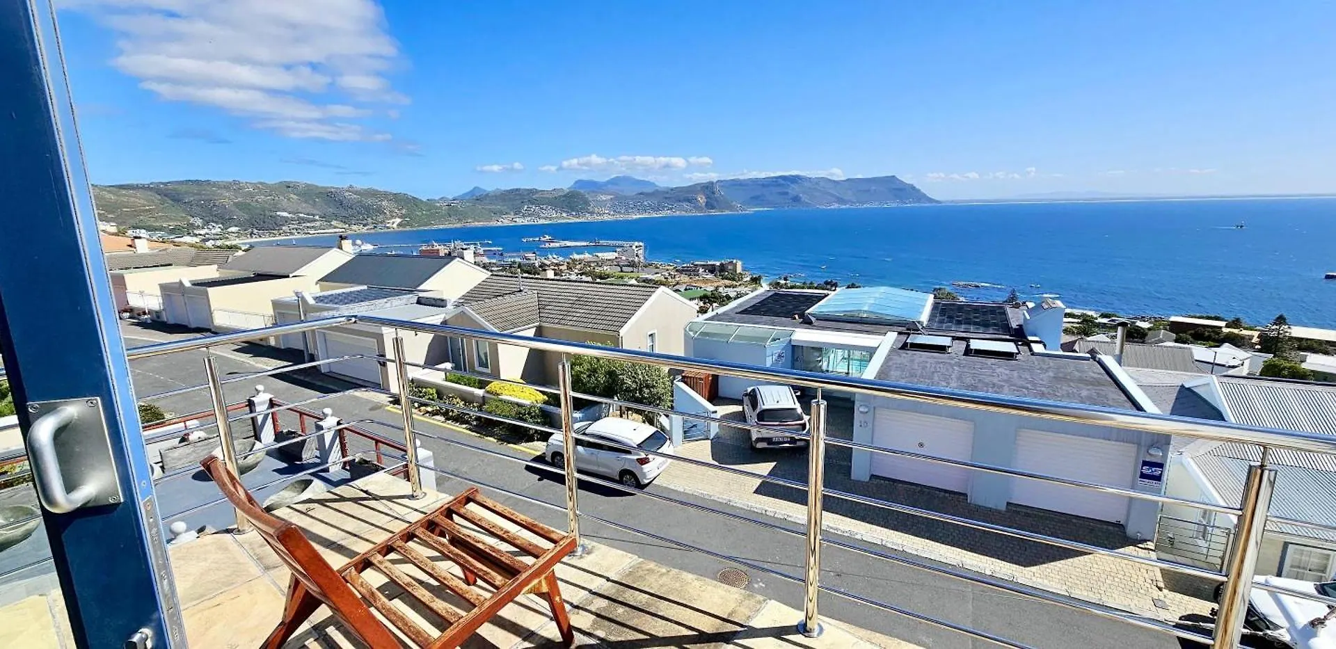 Πανσιόν Magellans Hotel Simonʼs Town